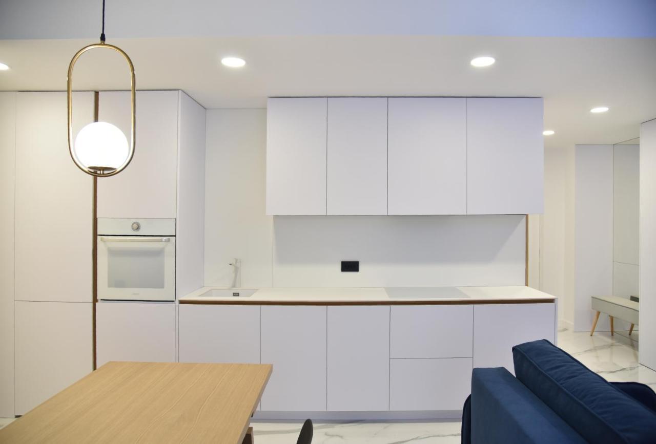 26Bricks Luxury Suites Oradea Ngoại thất bức ảnh